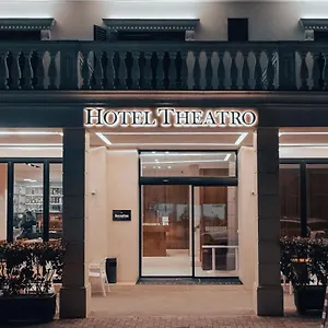 Theatro- Center Ξενοδοχείο Τίρανα